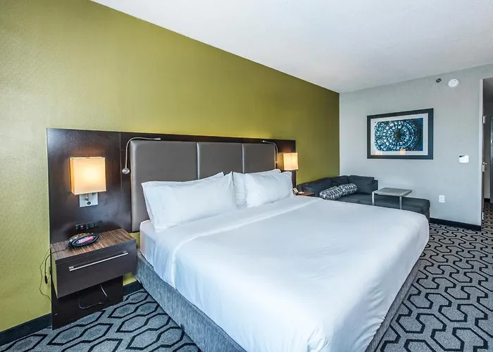Hotel Express & Charleston Arpt-conv Ctr Area By Ihg North Charleston