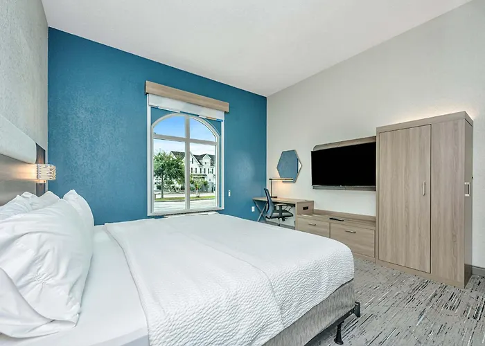 Hotel Express & Charleston Arpt-conv Ctr Area By Ihg 3*