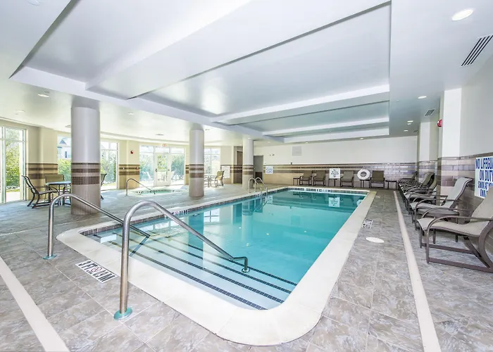 Express & Charleston Arpt-conv Ctr Area By Ihg North Charleston