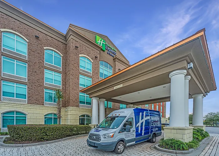 Express & Charleston Arpt-conv Ctr Area By Ihg North Charleston