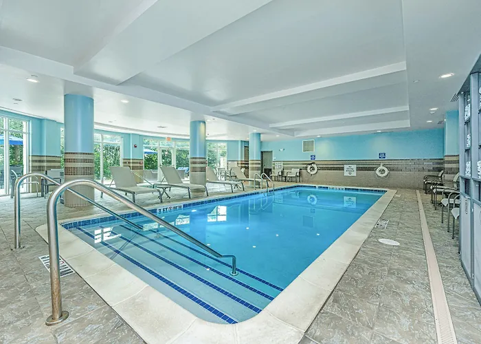 Express & Charleston Arpt-conv Ctr Area By Ihg North Charleston
