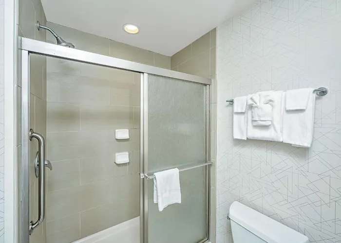 Hotel Express & Charleston Arpt-conv Ctr Area By Ihg