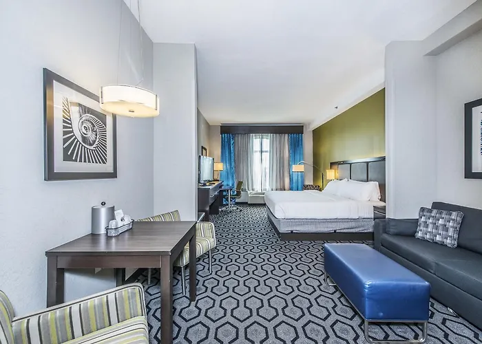 Express & Charleston Arpt-conv Ctr Area By Ihg 3* North Charleston